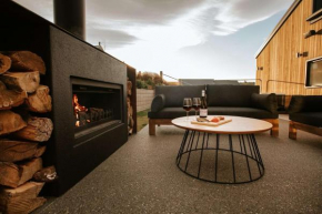 Obelisk Dream with Spa, Wanaka